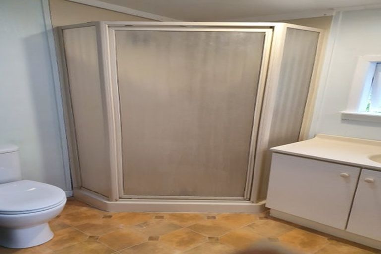 Photo of property in 279 Motutara Road, Muriwai, Waimauku, 0881