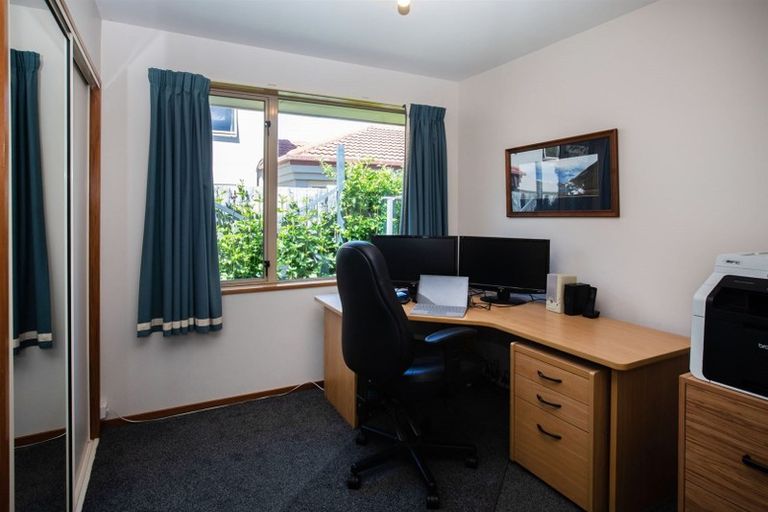 Photo of property in 25 Chesterfield Mews, Russley, Christchurch, 8042