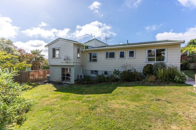 Photo of property in 42 Clifford Road, Johnsonville, Wellington, 6037