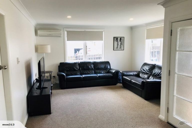 Photo of property in 160b Ridge Road, Howick, Auckland, 2014