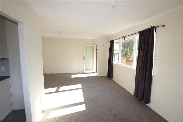 Photo of property in 2/21 Gardner Avenue, New Lynn, Auckland, 0600