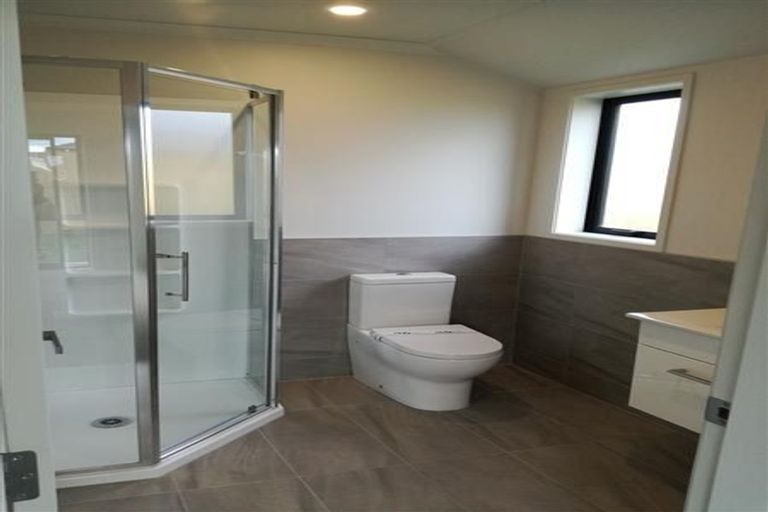 Photo of property in 32 Regis Park Drive, Pukekohe, 2120