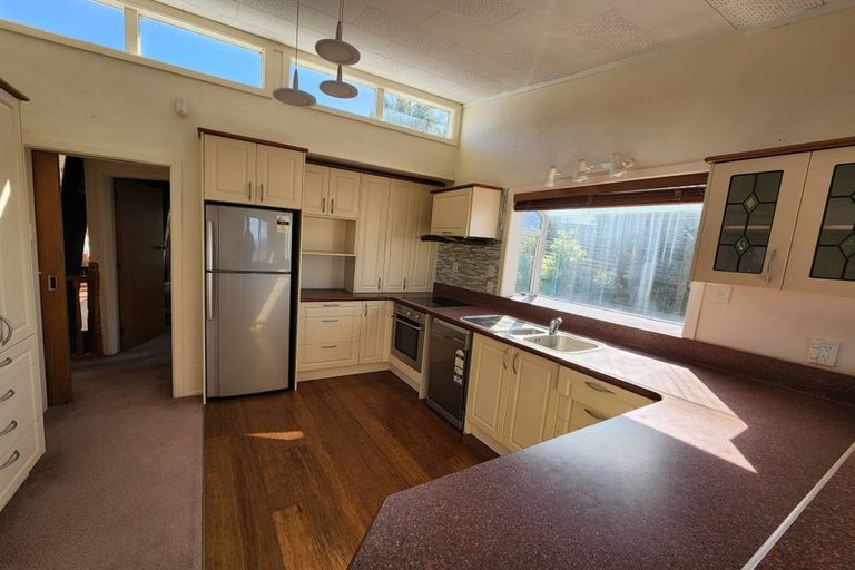 Photo of property in 16 City View Grove, Harbour View, Lower Hutt, 5010