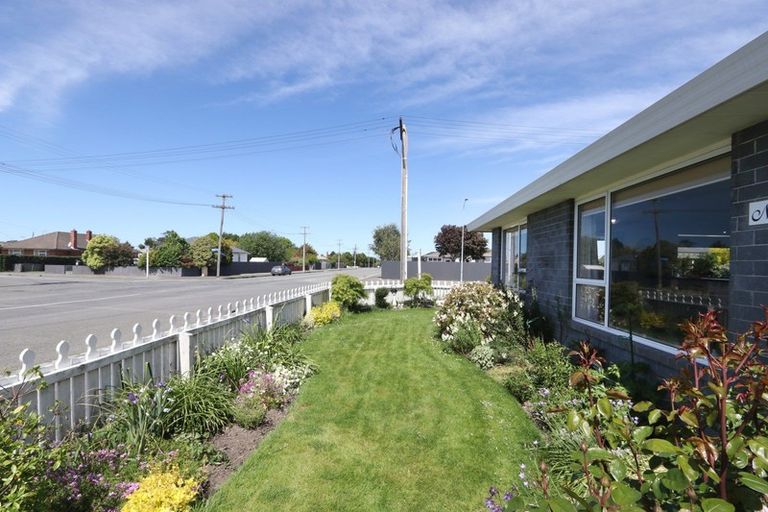 Photo of property in 6 Johnstone Street, Tinwald, Ashburton, 7700