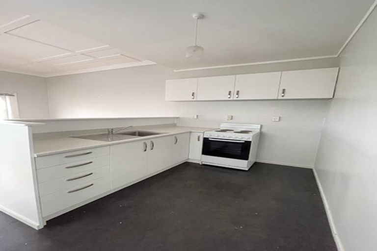 Photo of property in 20 Ngataringa Road, Devonport, Auckland, 0624