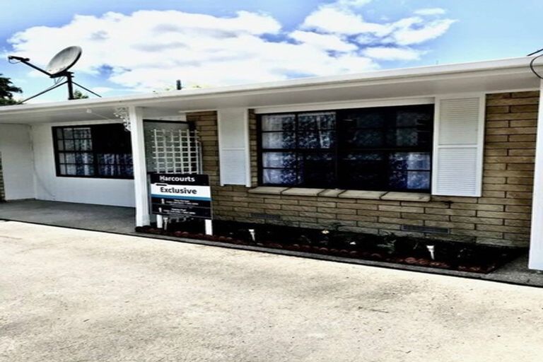 Photo of property in 2/877 Heaphy Terrace, Claudelands, Hamilton, 3214