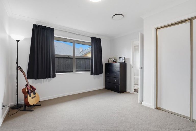 Photo of property in 46 Oakwood Drive, Rangiora, 7400