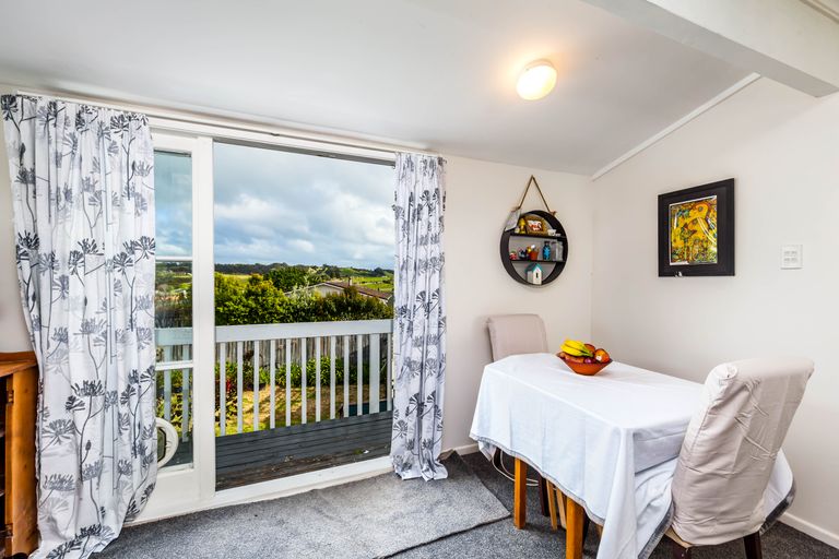 Photo of property in 5 Brigitte View, Snells Beach, 0920