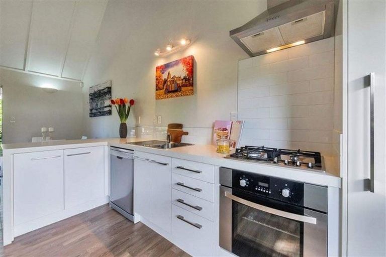 Photo of property in 12/58 Manuroa Road, Takanini, 2112