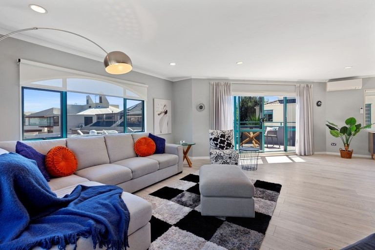 Photo of property in 26a Sunbrae Grove, Mount Maunganui, 3116