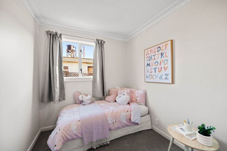 Photo of property in 45 Effingham Street, North New Brighton, Christchurch, 8083
