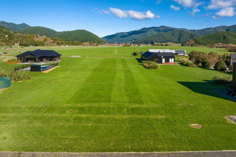 Photo of property in Koromiko Airpark, 6 Sirocco Place, Koromiko, Picton, 7273