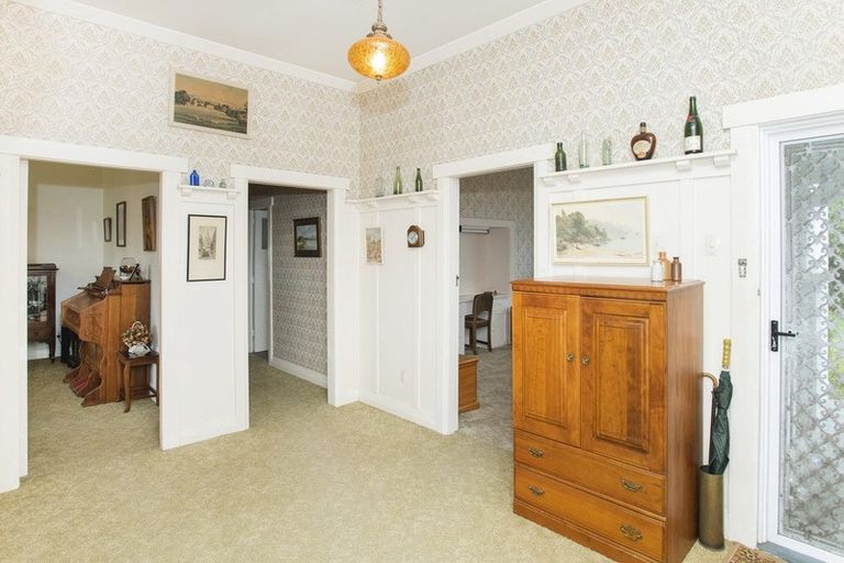 Photo of property in 100 Stout Street, Whataupoko, Gisborne, 4010