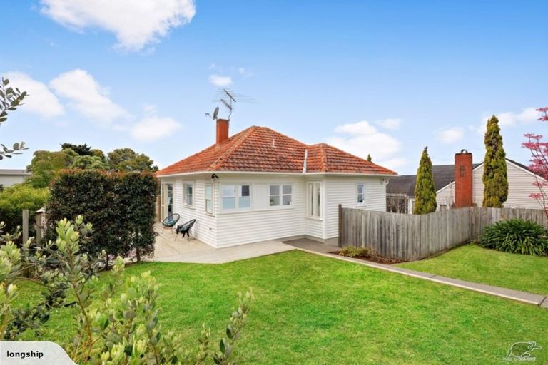 Photo of property in 21 Pukerangi Crescent, Ellerslie, Auckland, 1051