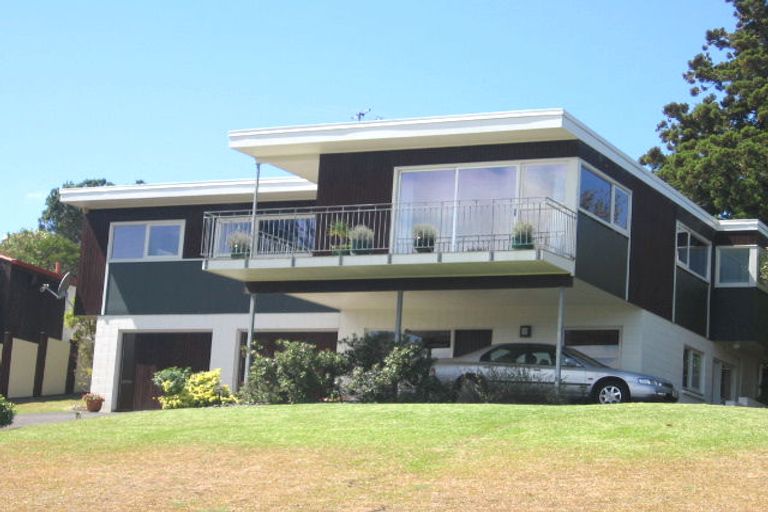 Photo of property in 18 Arcadia Crescent, Bayview, Auckland, 0629