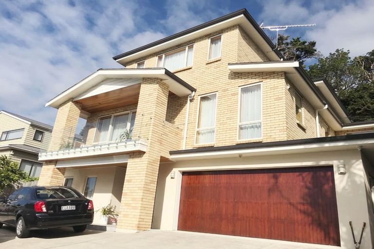 Photo of property in 15 Domain Lane, Mangere Bridge, Auckland, 2022