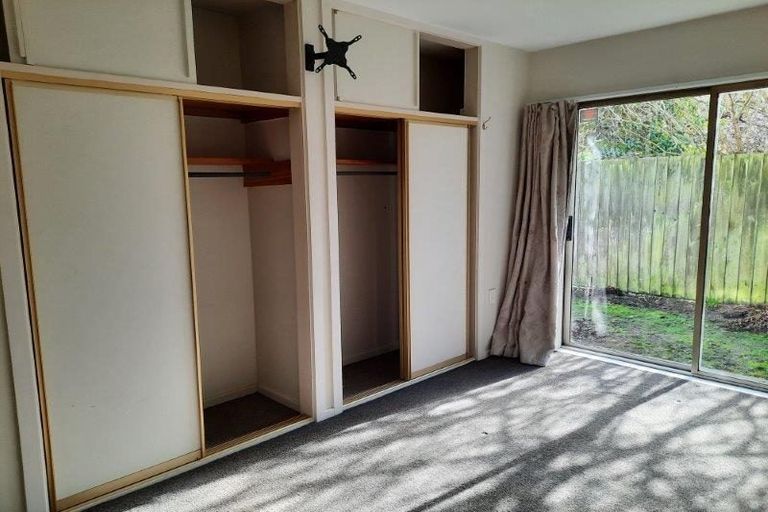 Photo of property in 75b Bryndwr Road, Bryndwr, Christchurch, 8052