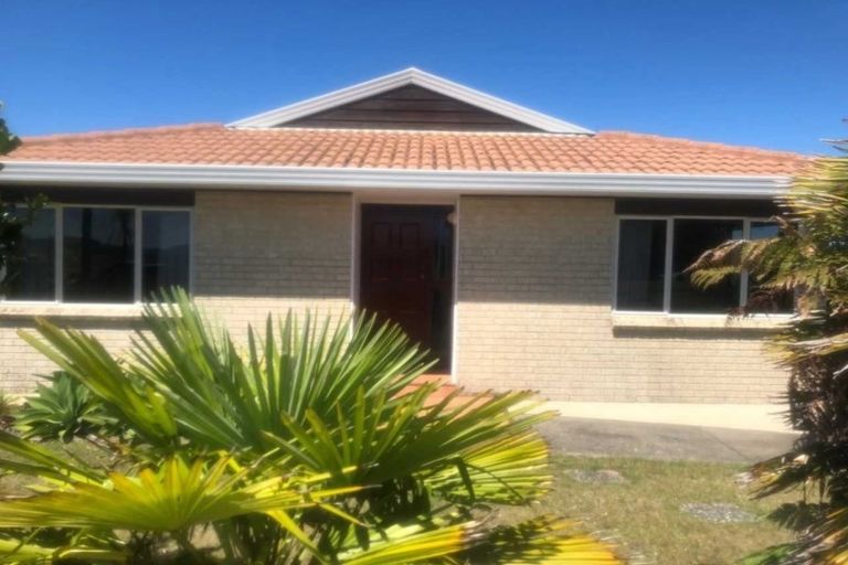 Photo of property in 101 Centennial Drive, Whitianga, 3510