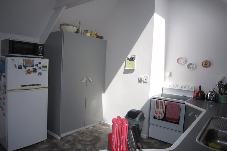 Photo of property in 12a Ashton Fitchett Drive, Brooklyn, Wellington, 6021