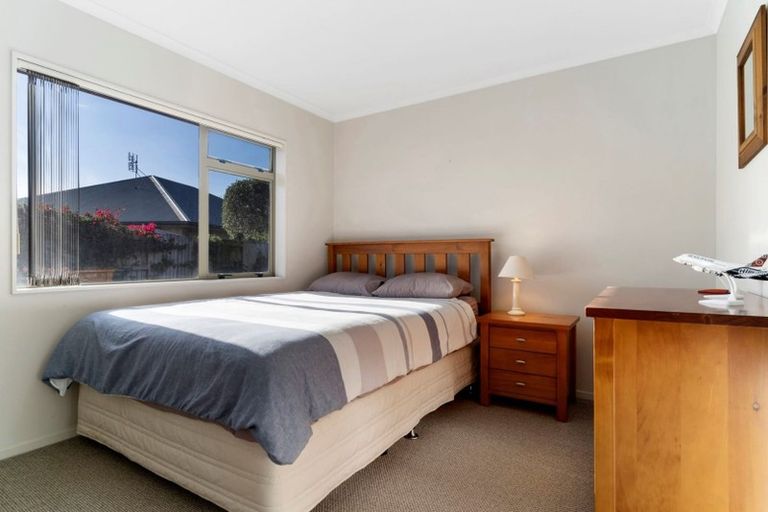 Photo of property in 6 Shaun Close, Papamoa Beach, Papamoa, 3118