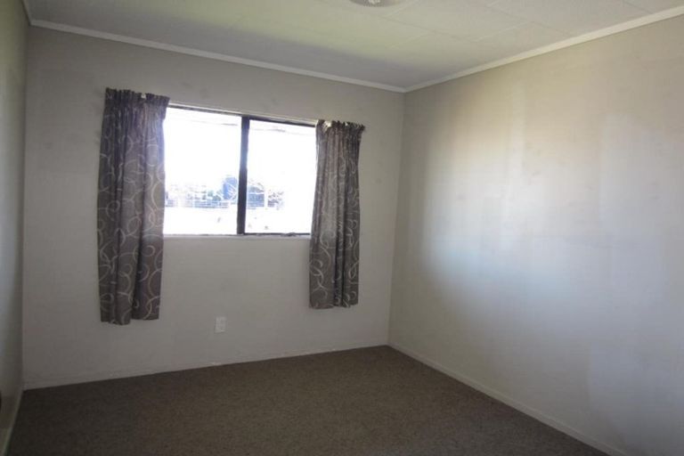 Photo of property in 1 Silkwood Lane, Melville, Hamilton, 3206