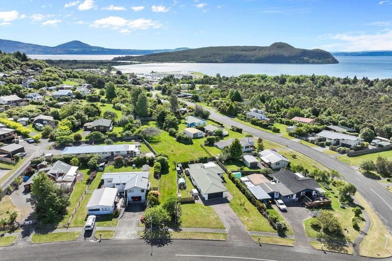 Photo of property in 1 Kahotea Drive, Motuoapa, Turangi, 3382