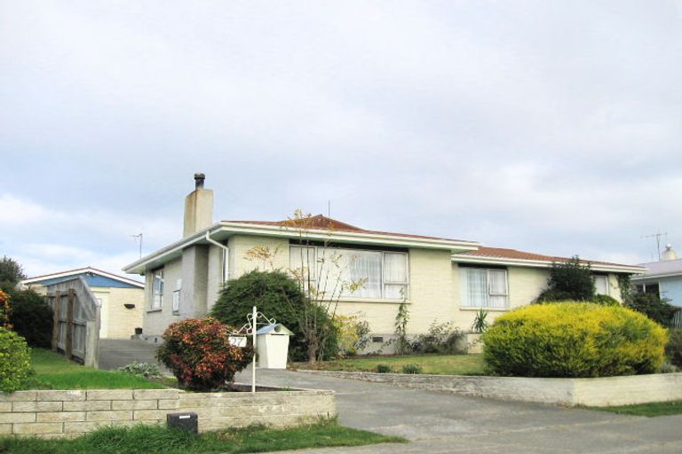 Photo of property in 27 Robinson Crescent, Tamatea, Napier, 4112