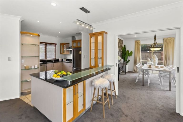 Photo of property in 8 Stableford Green, Burnside, Christchurch, 8053