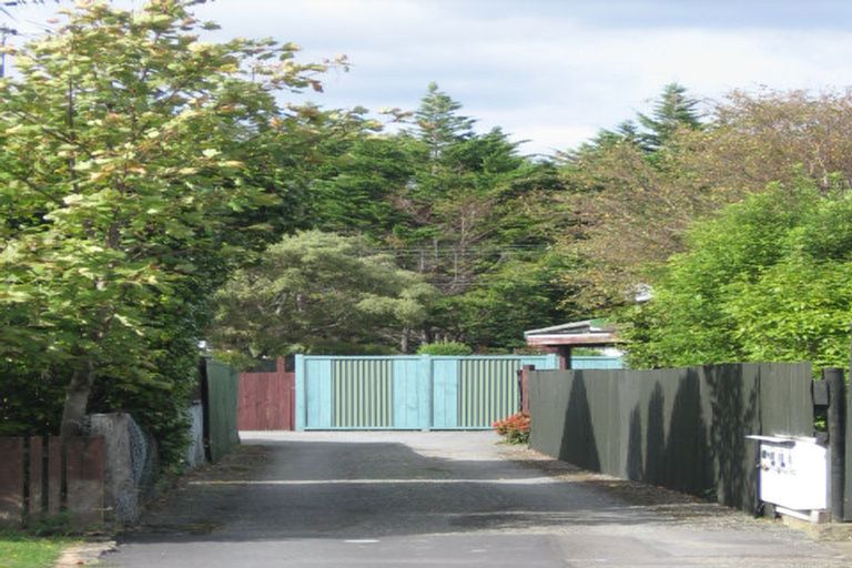 Photo of property in 40a Palmer Crescent, Silverstream, Upper Hutt, 5019