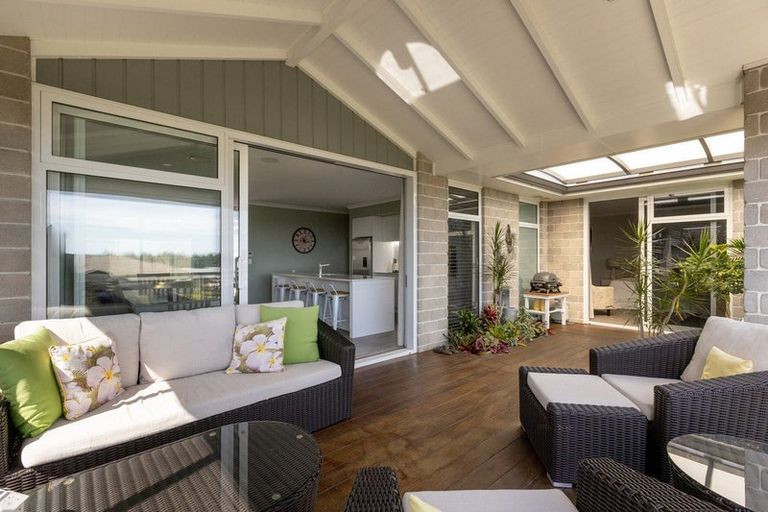 Photo of property in 5 Damien Place, Ohauiti, Tauranga, 3112