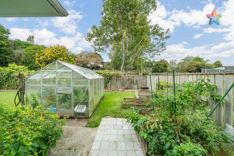 Photo of property in 60 Thomas Street, Stokes Valley, Lower Hutt, 5019