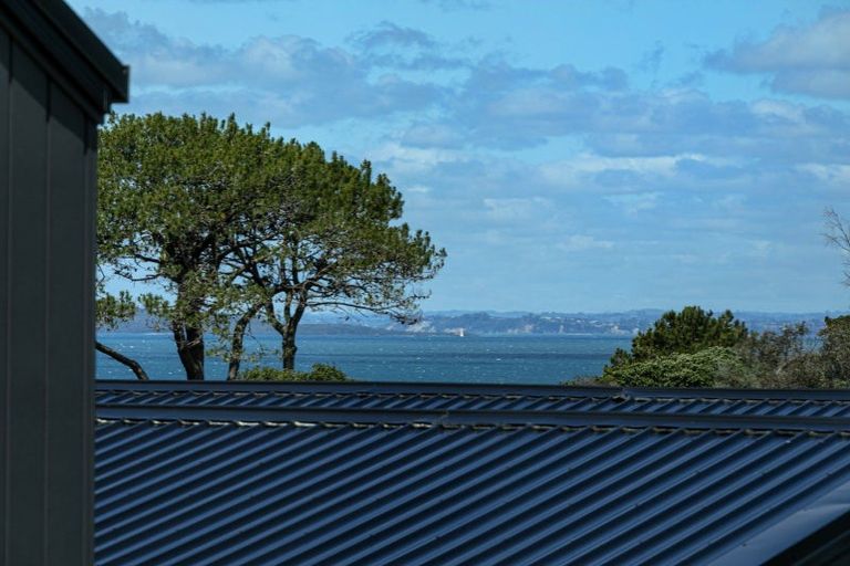 Photo of property in 6d Ringwood Street, Torbay, Auckland, 0630
