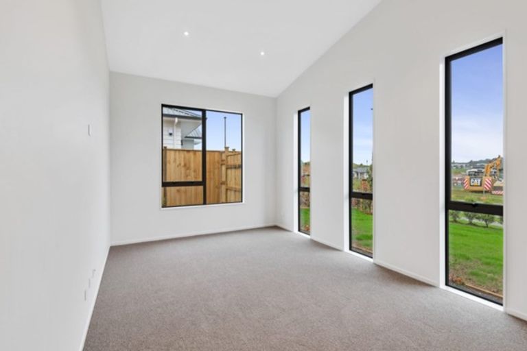 Photo of property in 53 Angiangi Crescent, Beachlands, Auckland, 2018