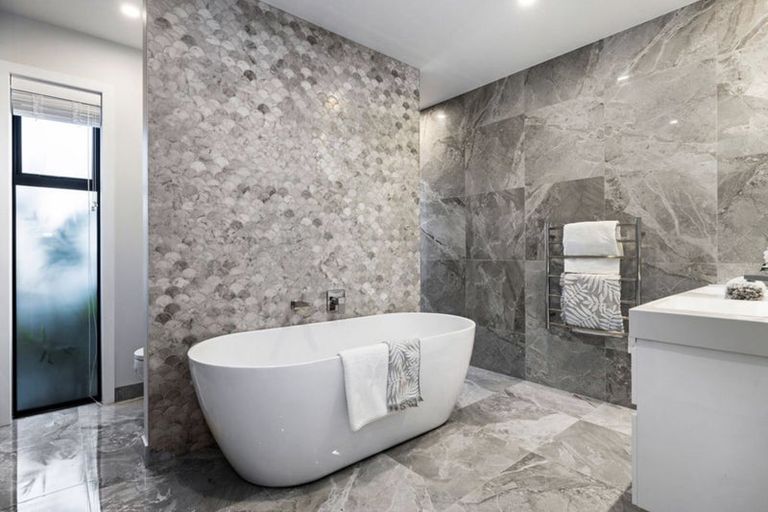 Photo of property in 13 Awatea Drive, Whitianga, 3510