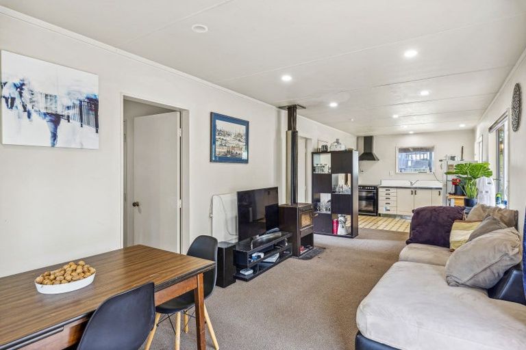 Photo of property in 75a Atkinson Avenue, Otaki Beach, Otaki, 5512