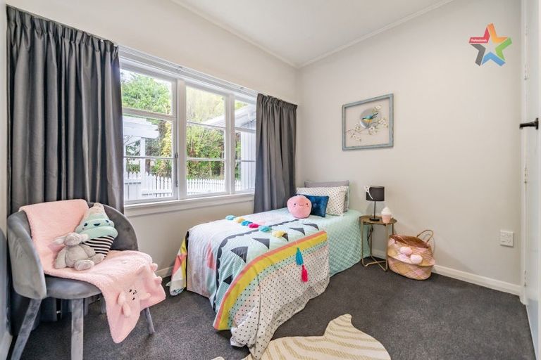 Photo of property in 49 Manuka Street, Stokes Valley, Lower Hutt, 5019