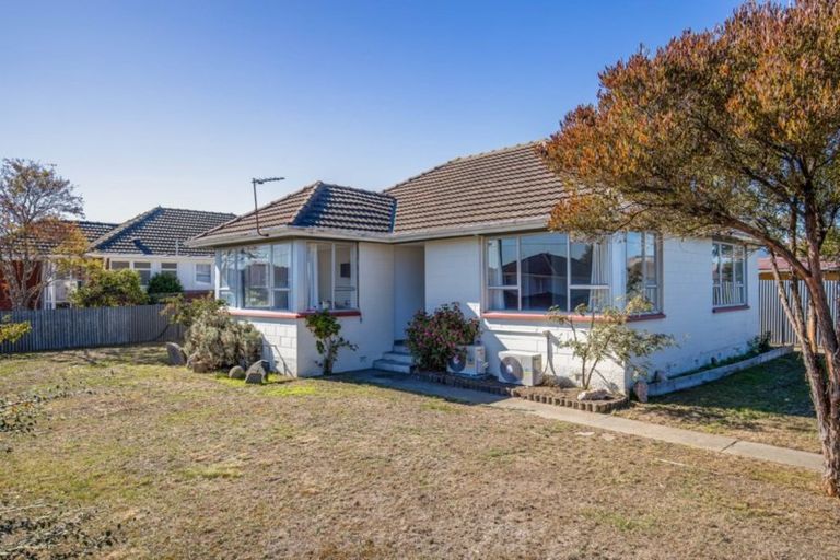 Photo of property in 1 Solent Place, Aranui, Christchurch, 8061