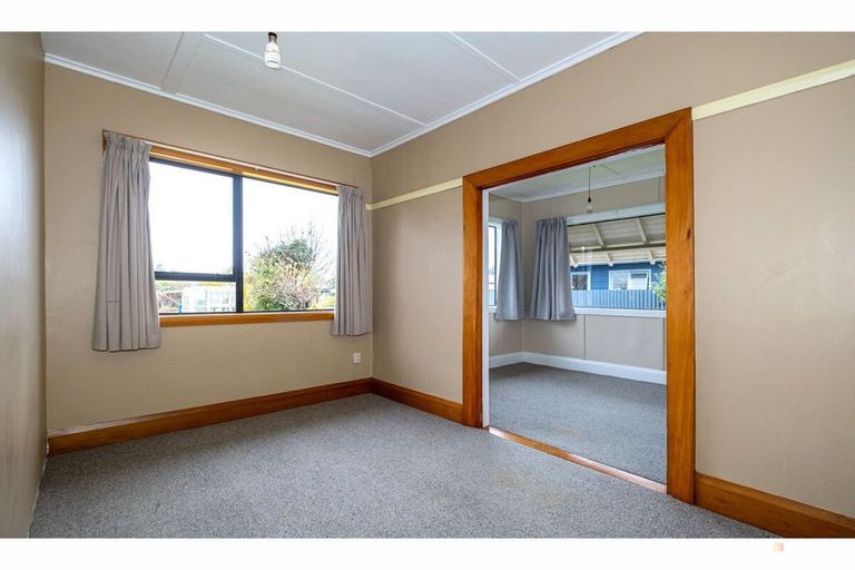 Photo of property in 8 Connolly Street, Geraldine, 7930