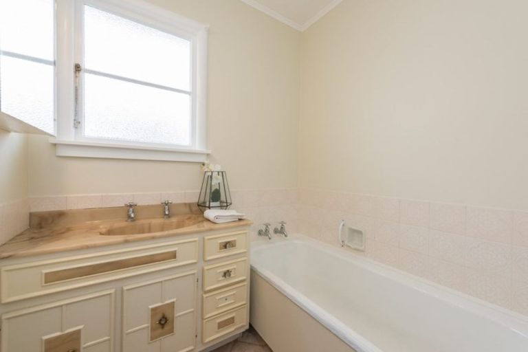 Photo of property in 4 Tarata Street, Stoke, Nelson, 7011