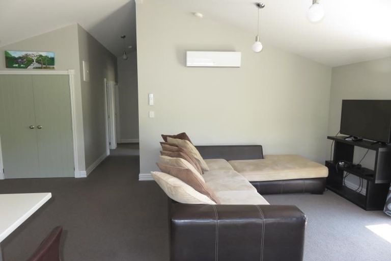 Photo of property in 138 Fraser Avenue, Johnsonville, Wellington, 6037