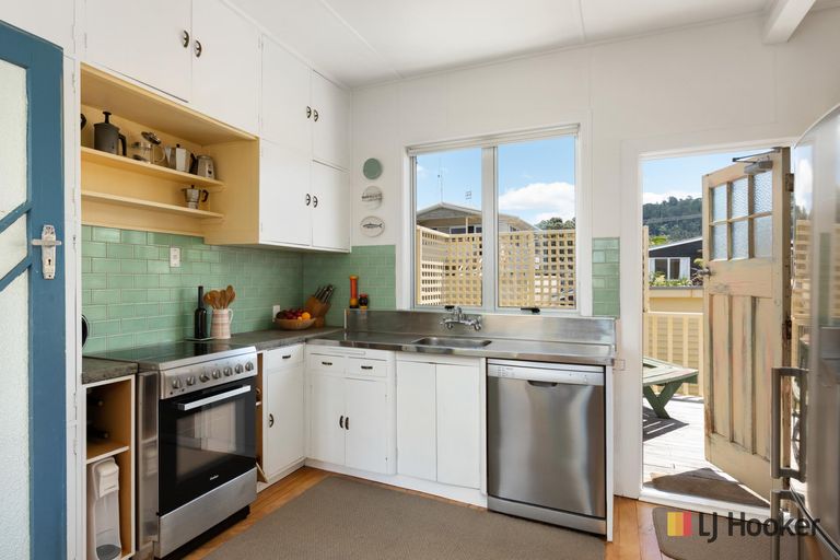 Photo of property in 7 Savage Avenue, Waihi Beach, 3611