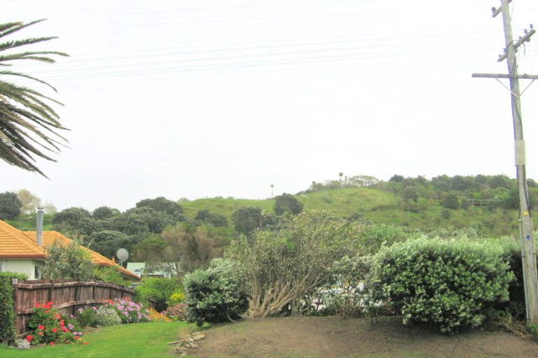 Photo of property in 41 Moana Road, Okitu, Gisborne, 4010