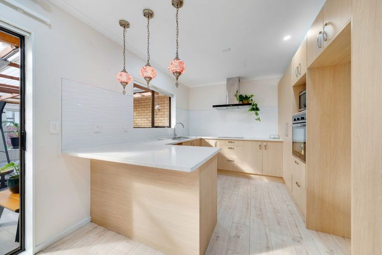 Photo of property in 122a Pah Road, Papatoetoe, Auckland, 2025