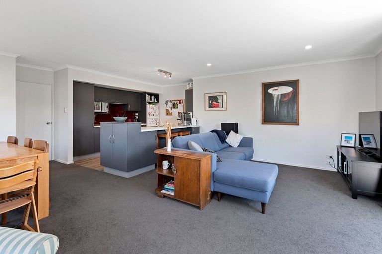 Photo of property in 73b Somerfield Street, Somerfield, Christchurch, 8024