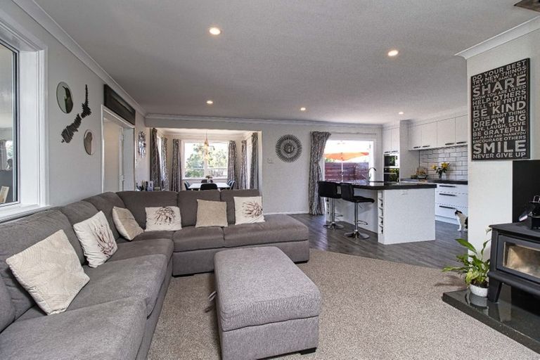 Photo of property in 49 Elliott Crescent, Havelock North, 4130