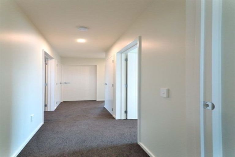 Photo of property in 8 Keeper Close, Woodend, 7610