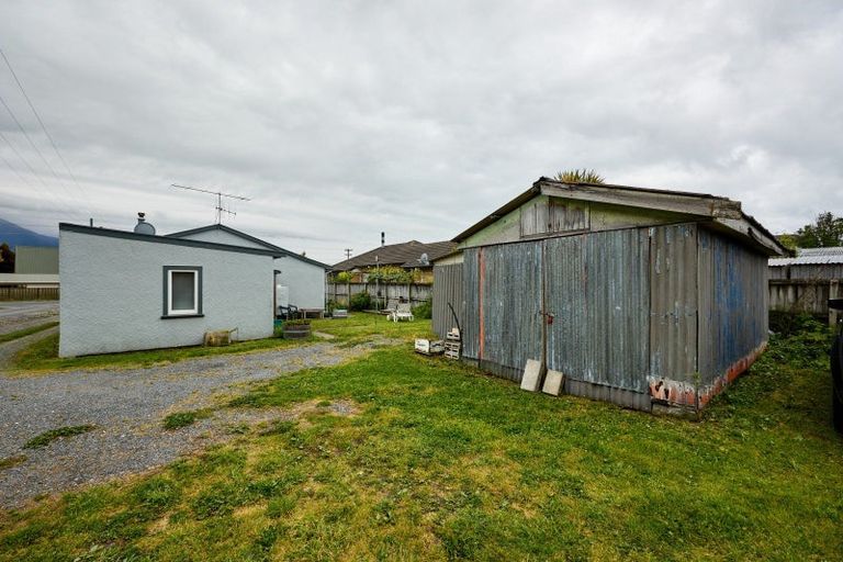 Photo of property in 33 Ludstone Road, Kaikoura, 7300
