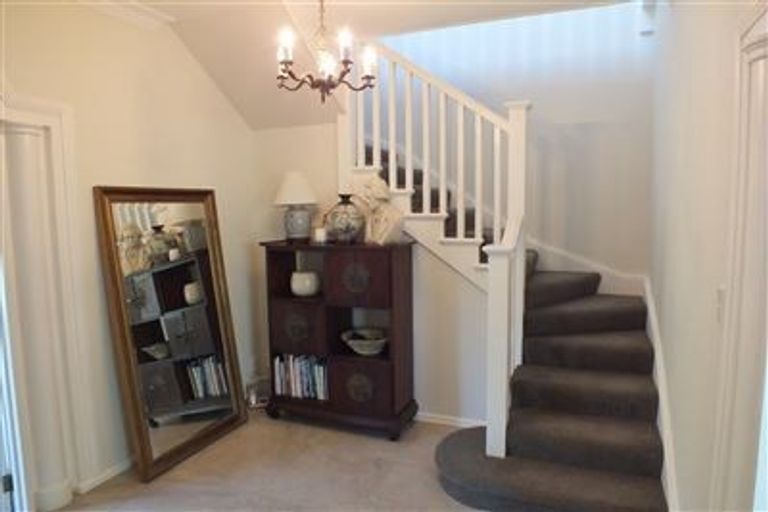 Photo of property in 16 Poynder Avenue, Merivale, Christchurch, 8014