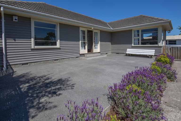Photo of property in 8 Reginald Street, Burwood, Christchurch, 8083