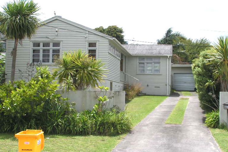 Photo of property in 1 Fifeshire Street, Belmont, Auckland, 0622